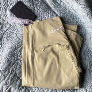 Alphalete Pulse Leggings - Matcha